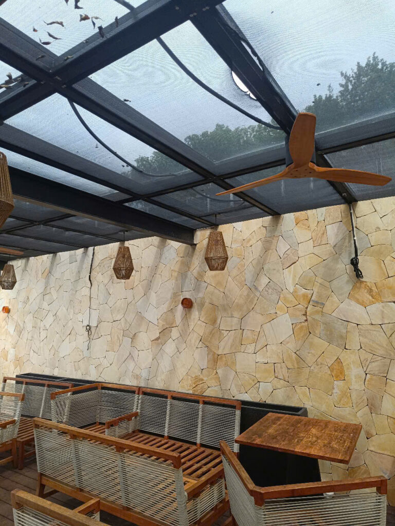 Đá rối vàng quay ốp tường trang trí Đá rối vàng quay ốp tường trang trí